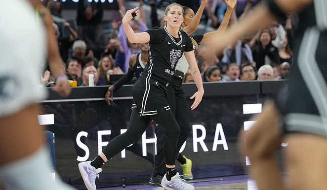 Kate Martin Dazzles, But Valkyries Fall Short Against Lynx