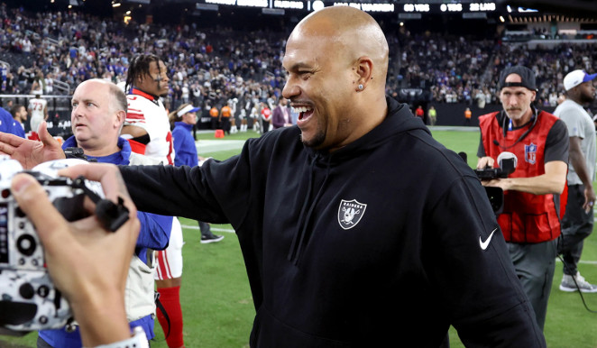 Raiders Riding High After Emphatic 30-6 Win Over Giants