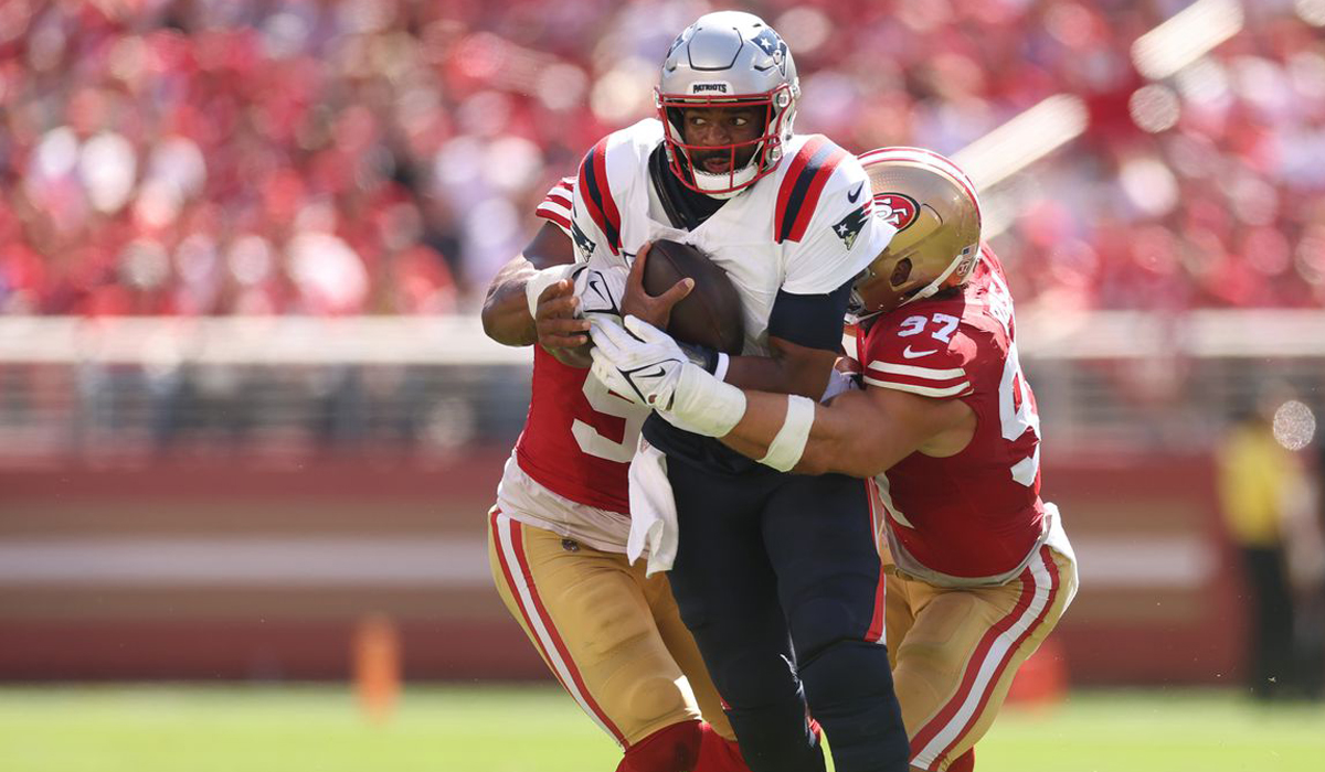 49ers put on dominant defensive display in 30-13 win over Patriots
