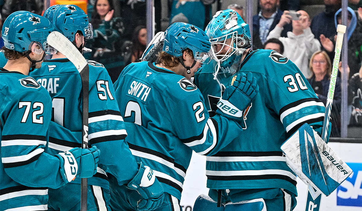 Askarov is clutch in Sharks 3-2 win