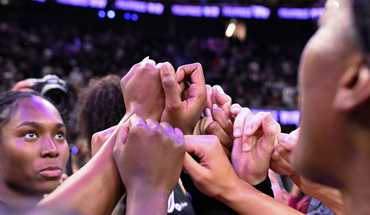 'Family' Lifts Valkyries to Victory over Fever, 75-63. Magic Number Down to One.