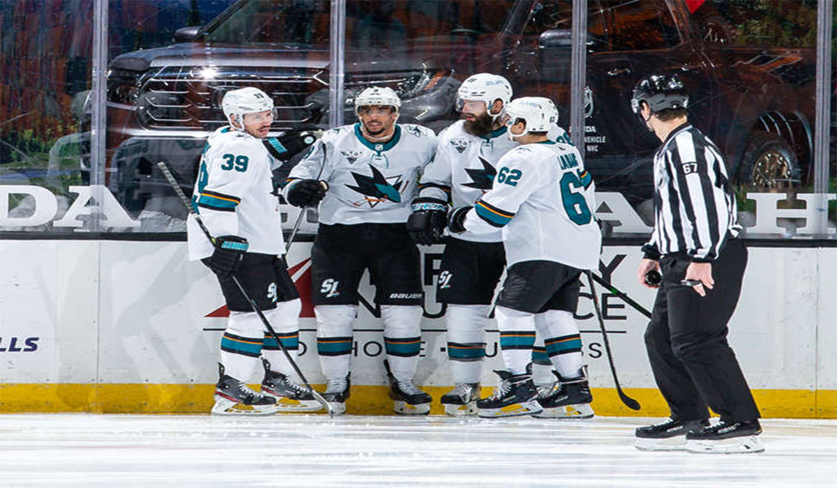 Sharks eat a buffet of Duck in 6-0 shutout victory